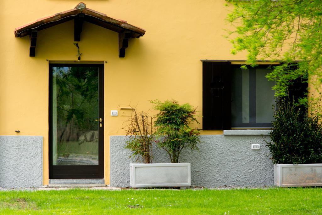 Relais Di Villa Adinolfi Annone di Brianza Værelse billede